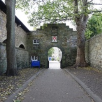 stLeonardsCollege.JPG