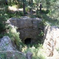 Lapithos Vrysi tou Barba Tomb Pic