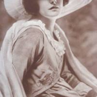 Portrait of actress Norma Talmadge.jpg